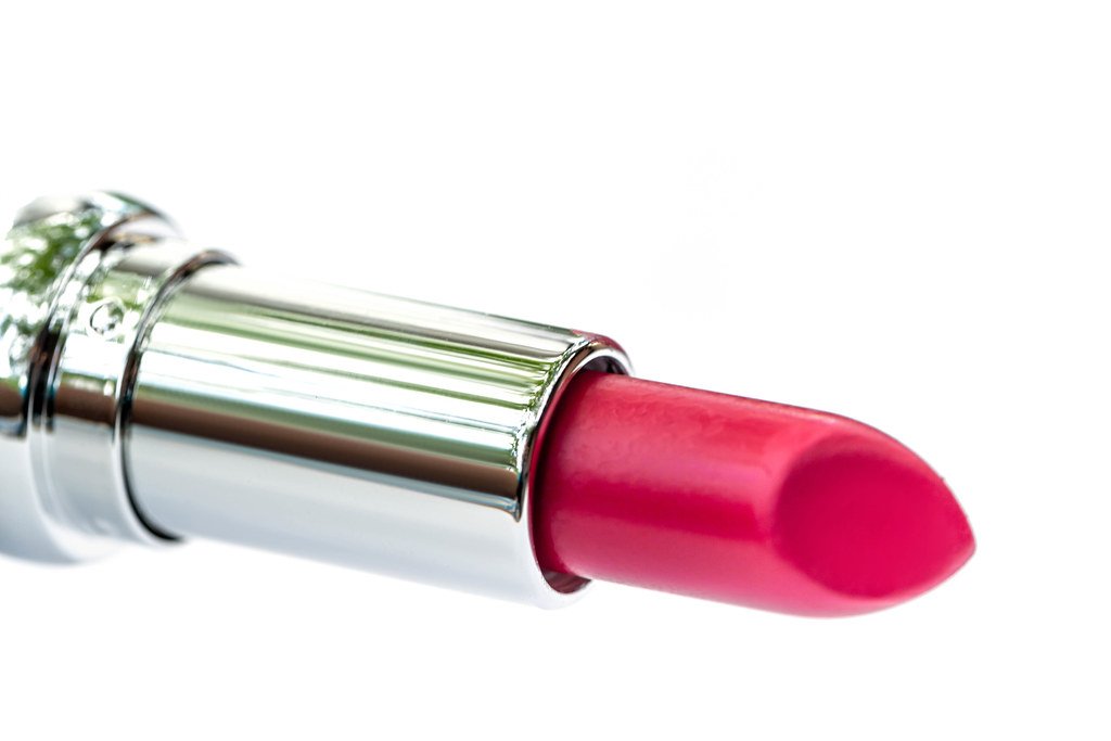 Lipstick Love: Exploring Lip Colors and Application Tips